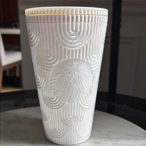 Starbucks 16oz Pearl White Mermaid Siren Shell Cold Cup Tumbler  new collectible